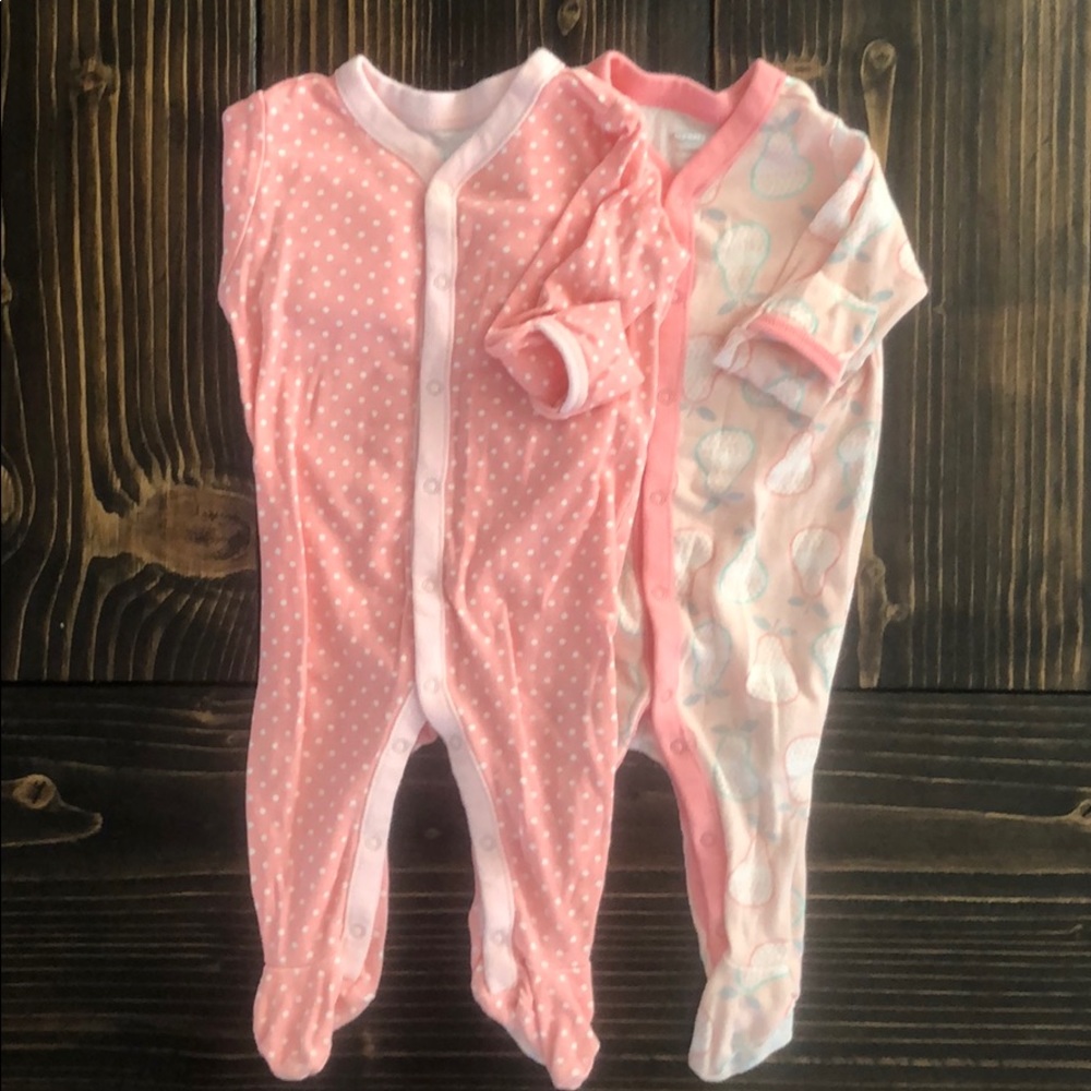 Old Navy footie pajamas - set of 2
